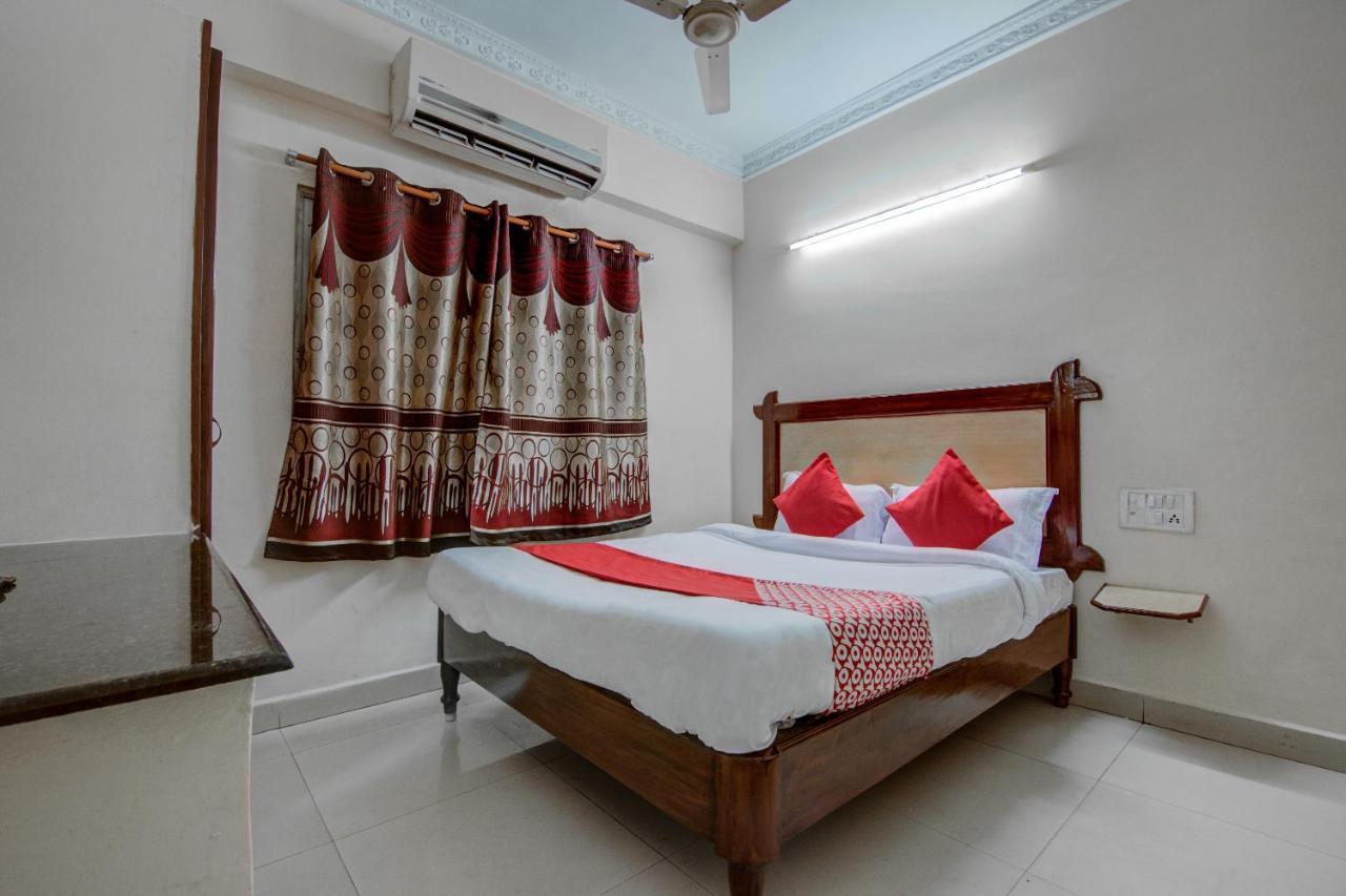 Oyo Hotel Lakshmi Paradise Visákhapatnam Kültér fotó